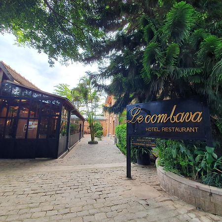 Hotel Restaurant Le Combava أنتاناناريفو المظهر الخارجي الصورة